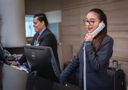 receptionists-g17faf558b_1920_1200x768